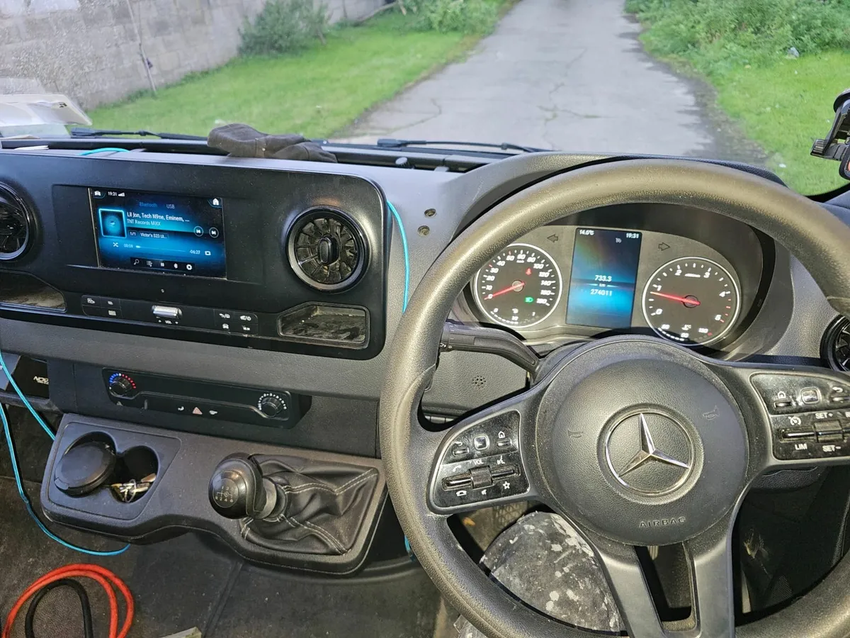 Mercedes-Benz Sprinter 2019 - Image 3