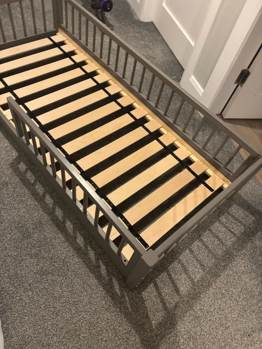 Toddler floor bed - Image 3