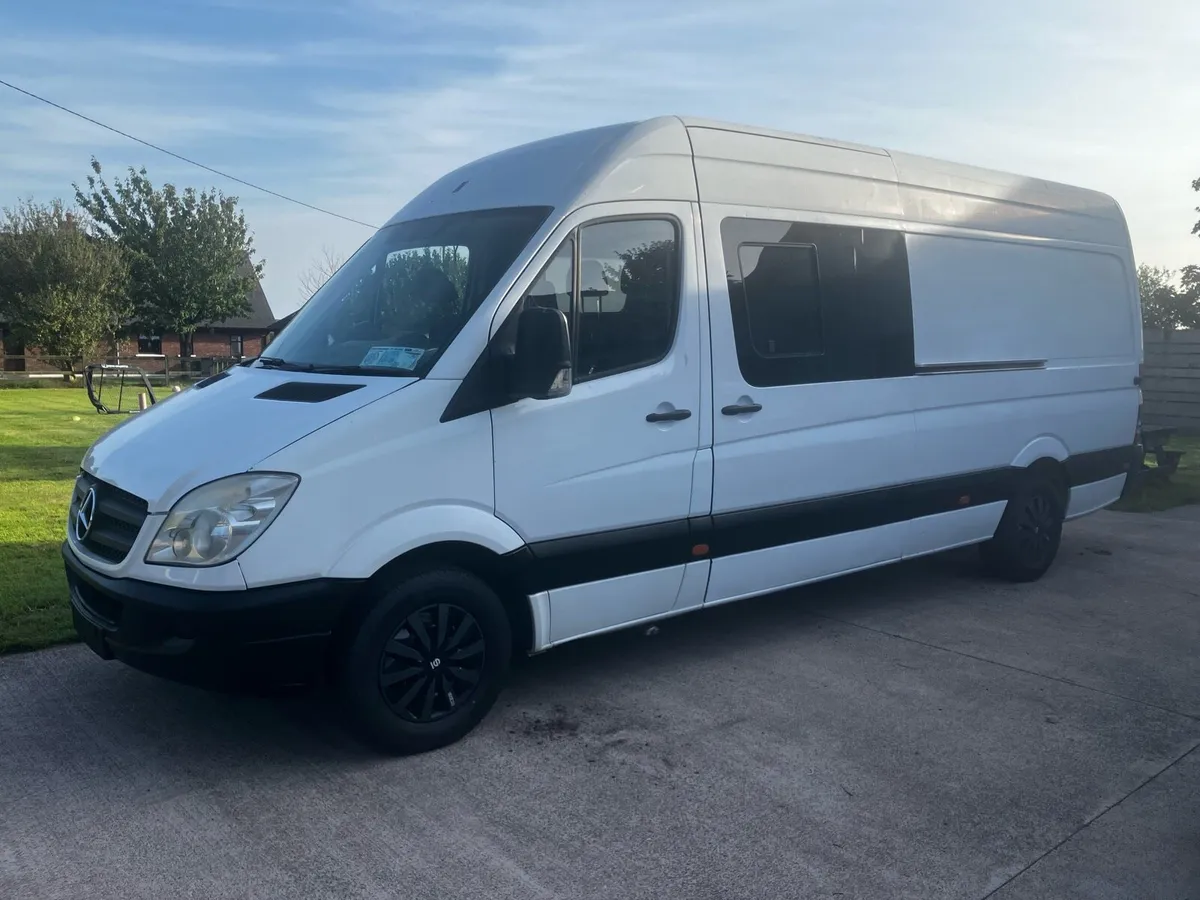 Mercedes sprinter campervan - Image 1