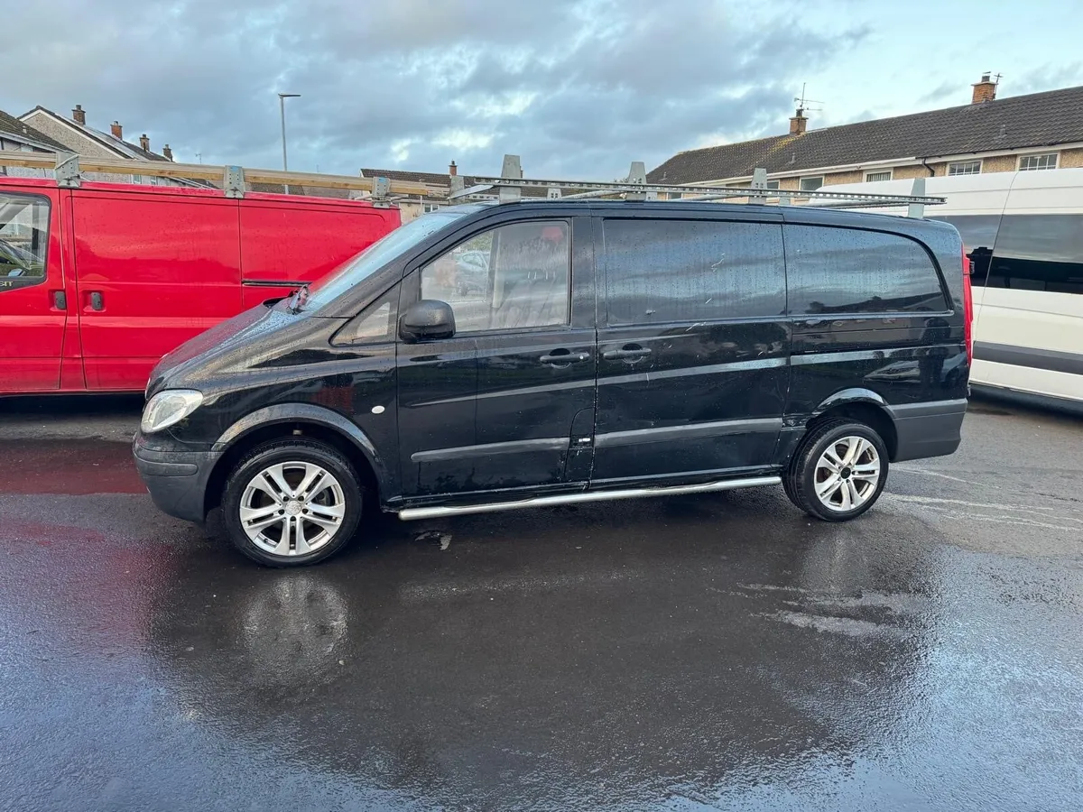 2009 Mercedes-Benz Vito - Image 1