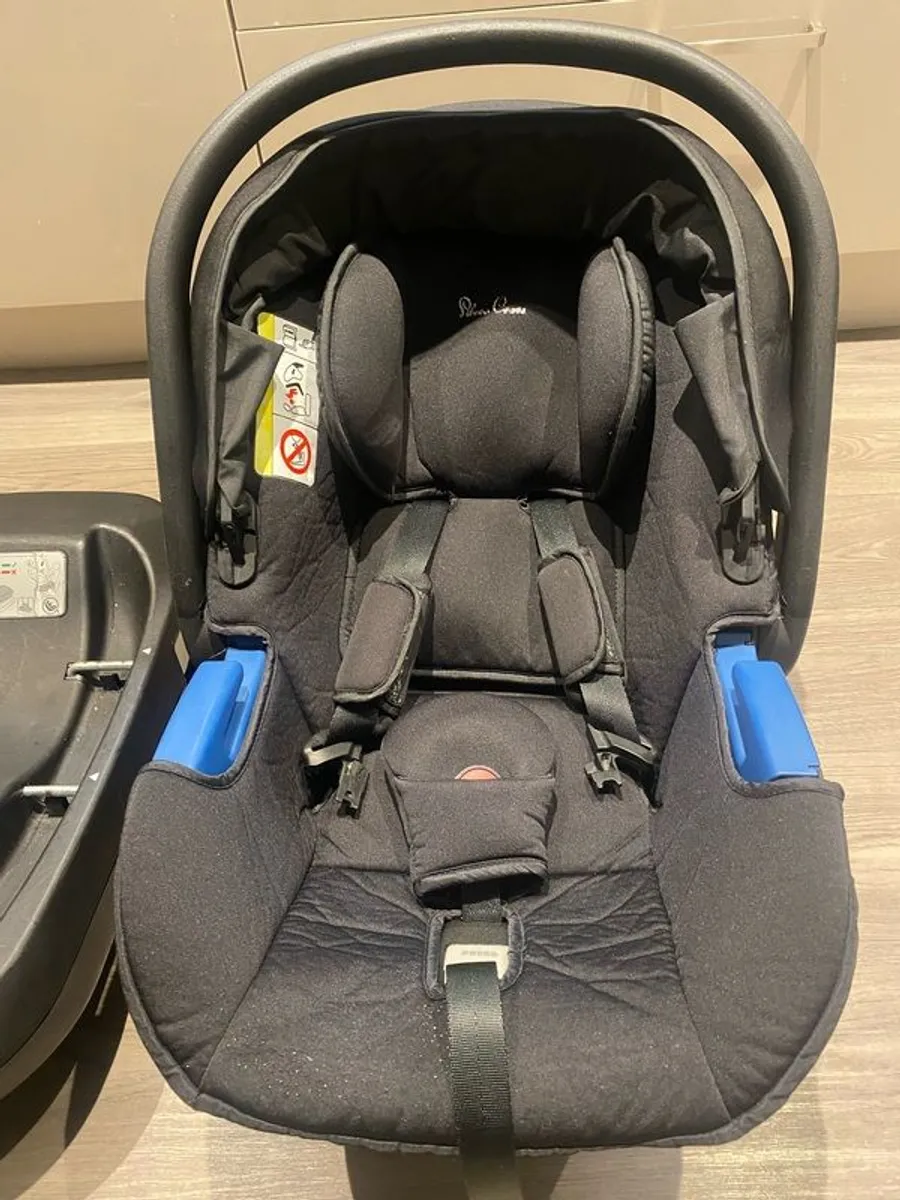 Silvercross Baby Seat & Isofix base - Image 2