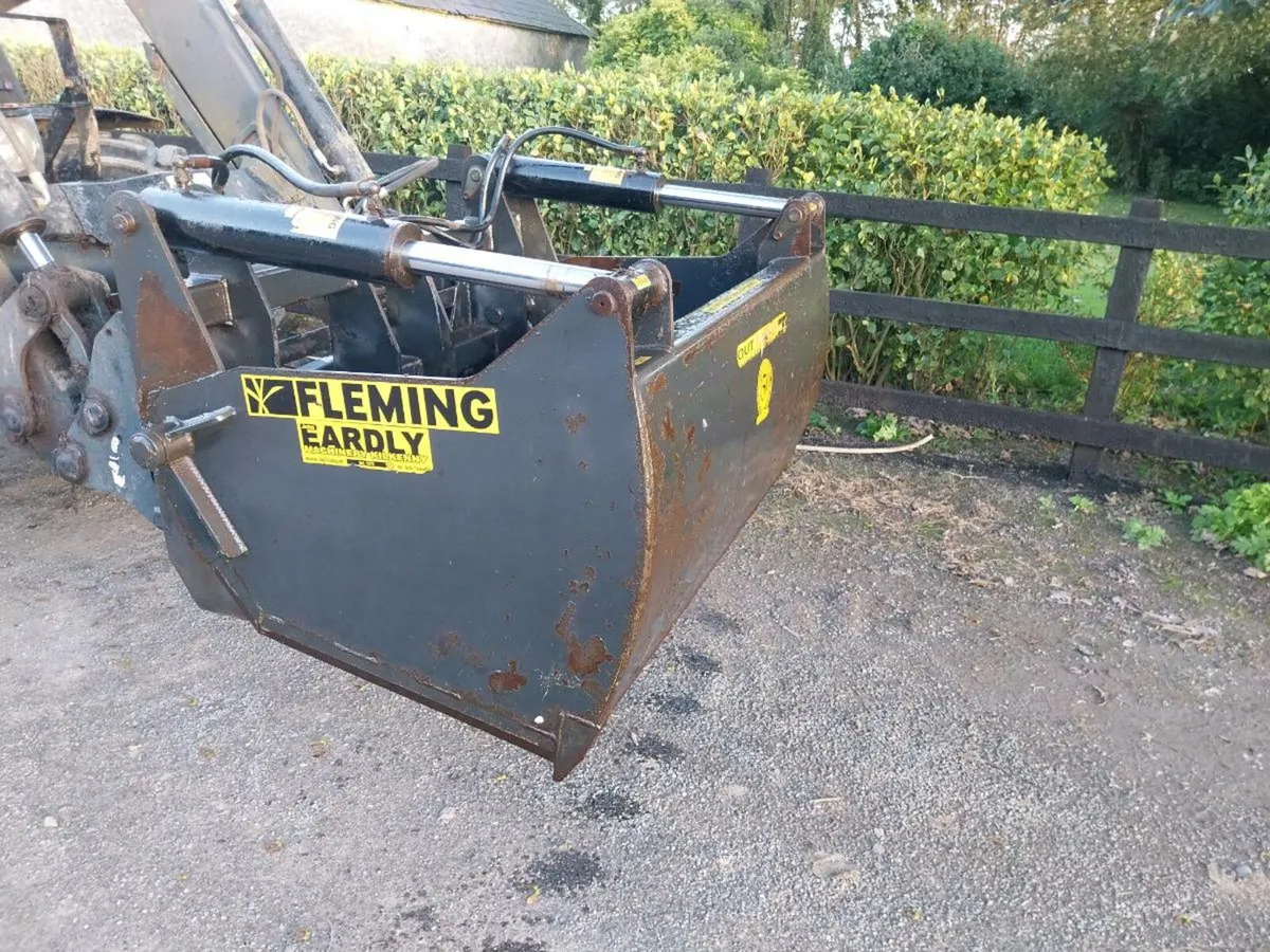 Silage grab - Image 1