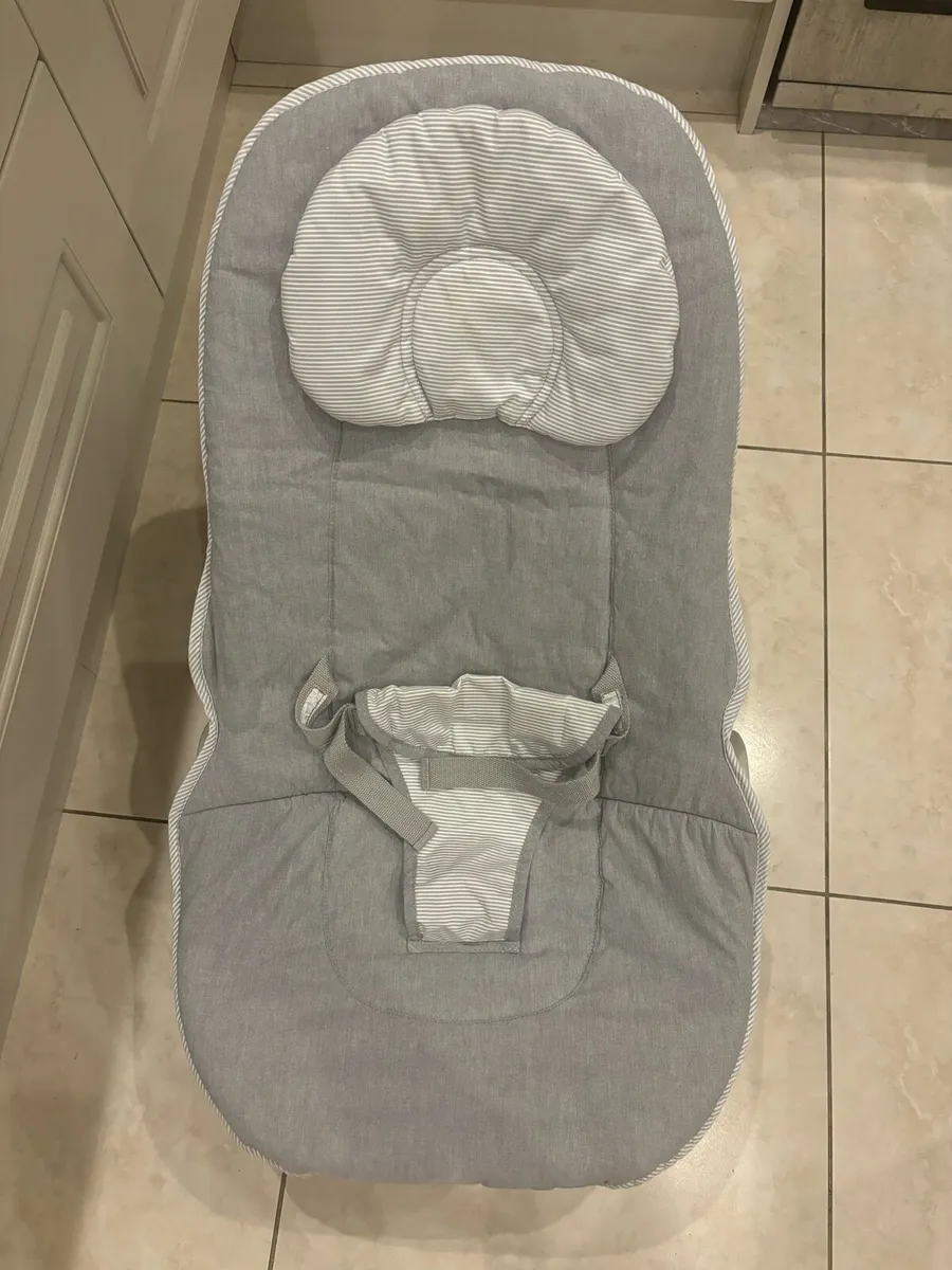 Baby rocker bouncer, mamas and papas - Image 1