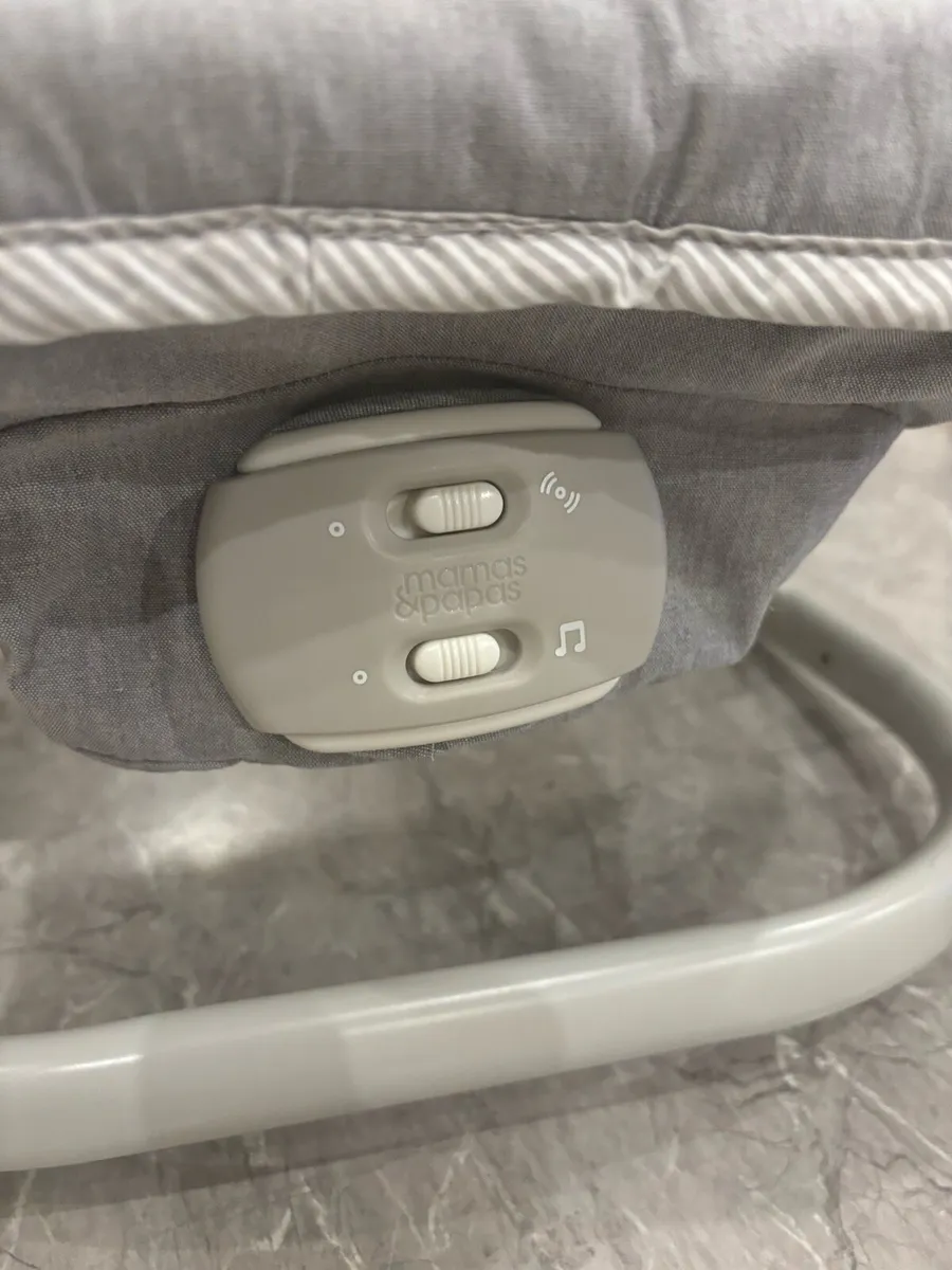 Baby rocker bouncer, mamas and papas - Image 2
