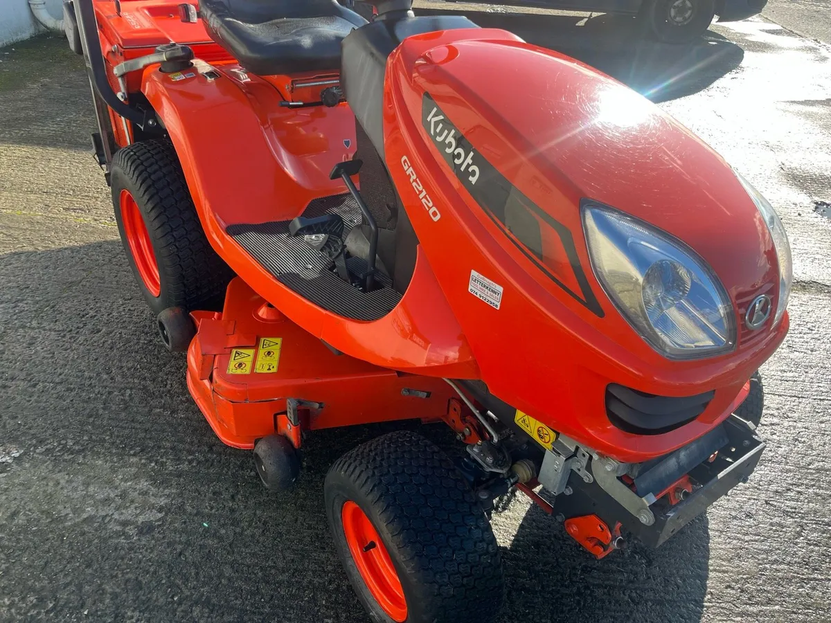 Kubota GR2120 - Image 2