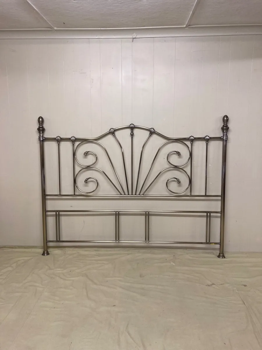 6' Headboard - Image 1