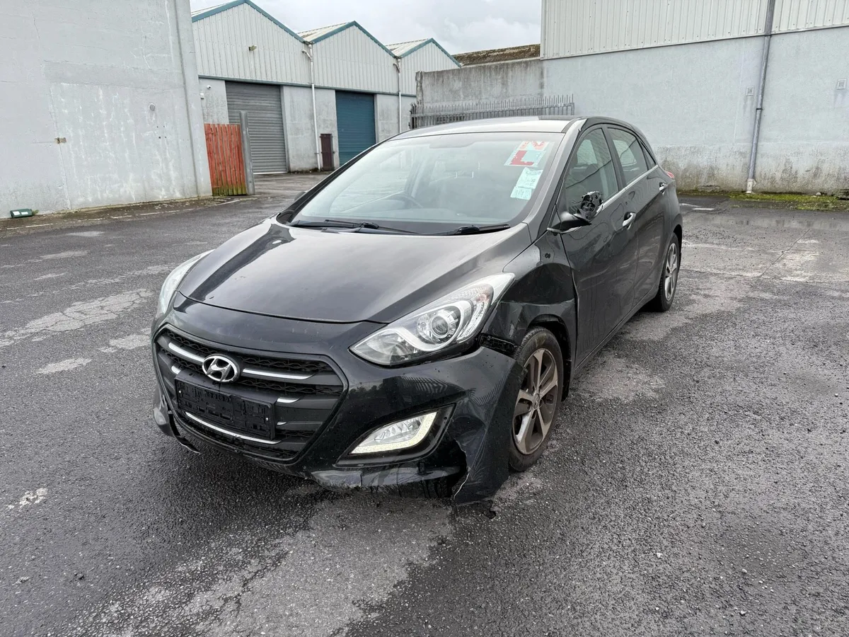 2015 Hyundai I30 1.6d deluxe - Image 2