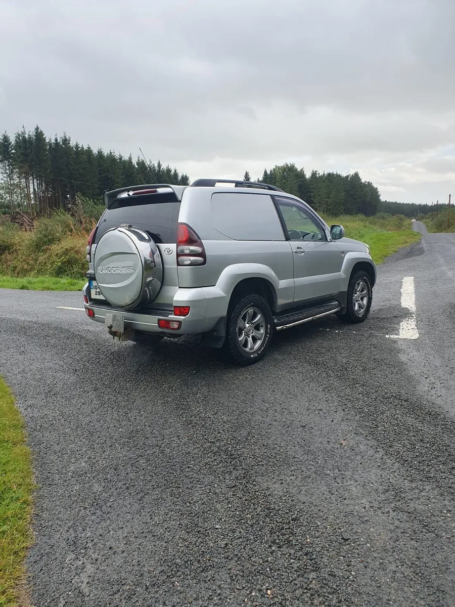 2010 Toyota Landcruiser - Image 3