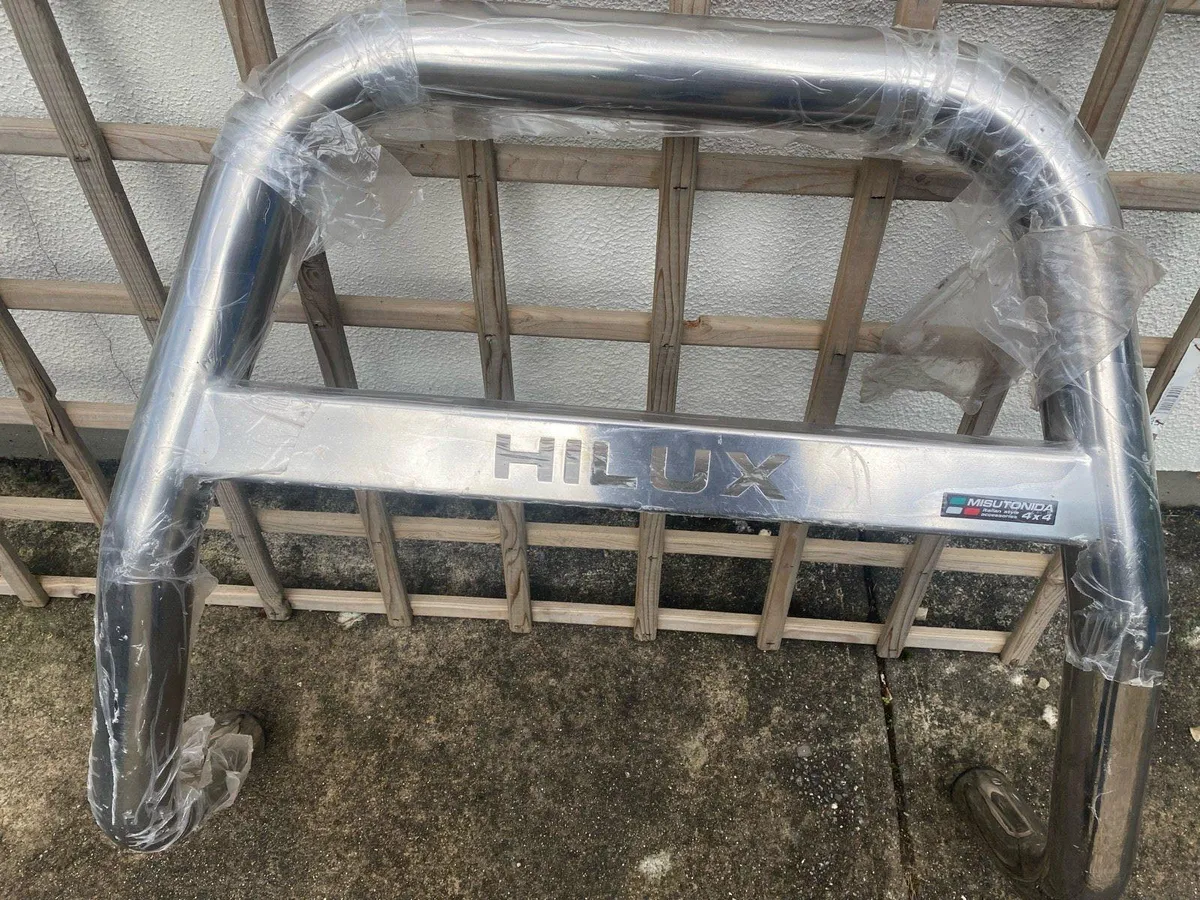 Hilux bullbar - Image 1