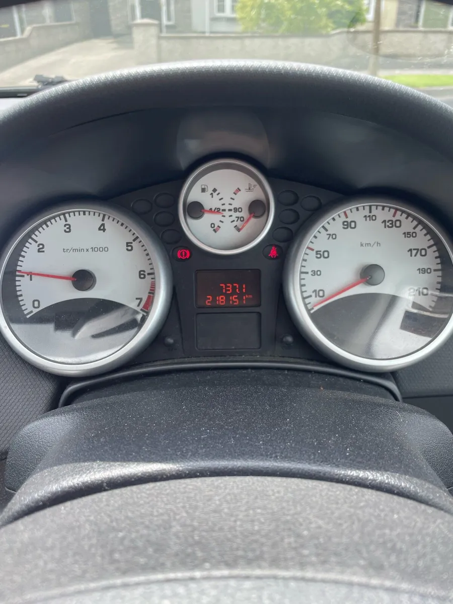 Peugeot 207 sw - Image 2