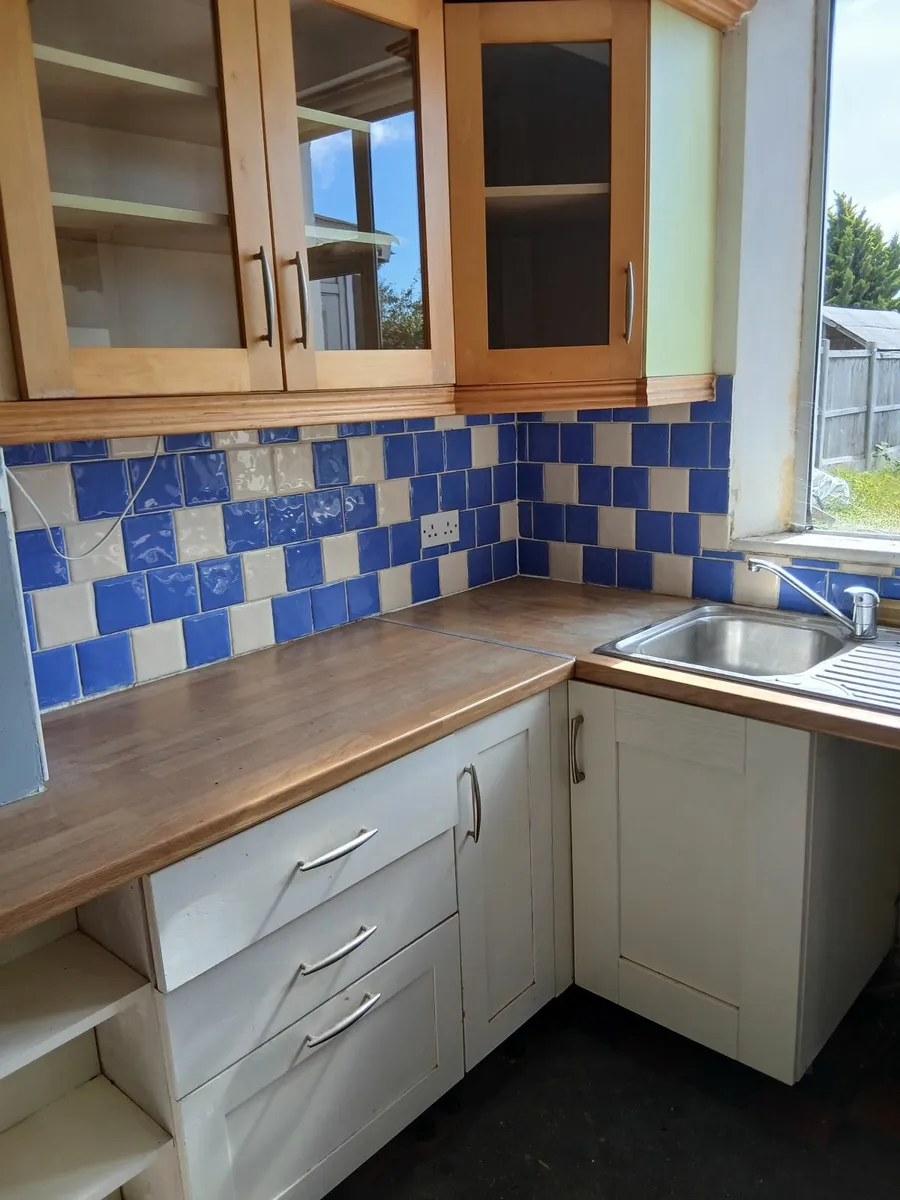 Kitchen units