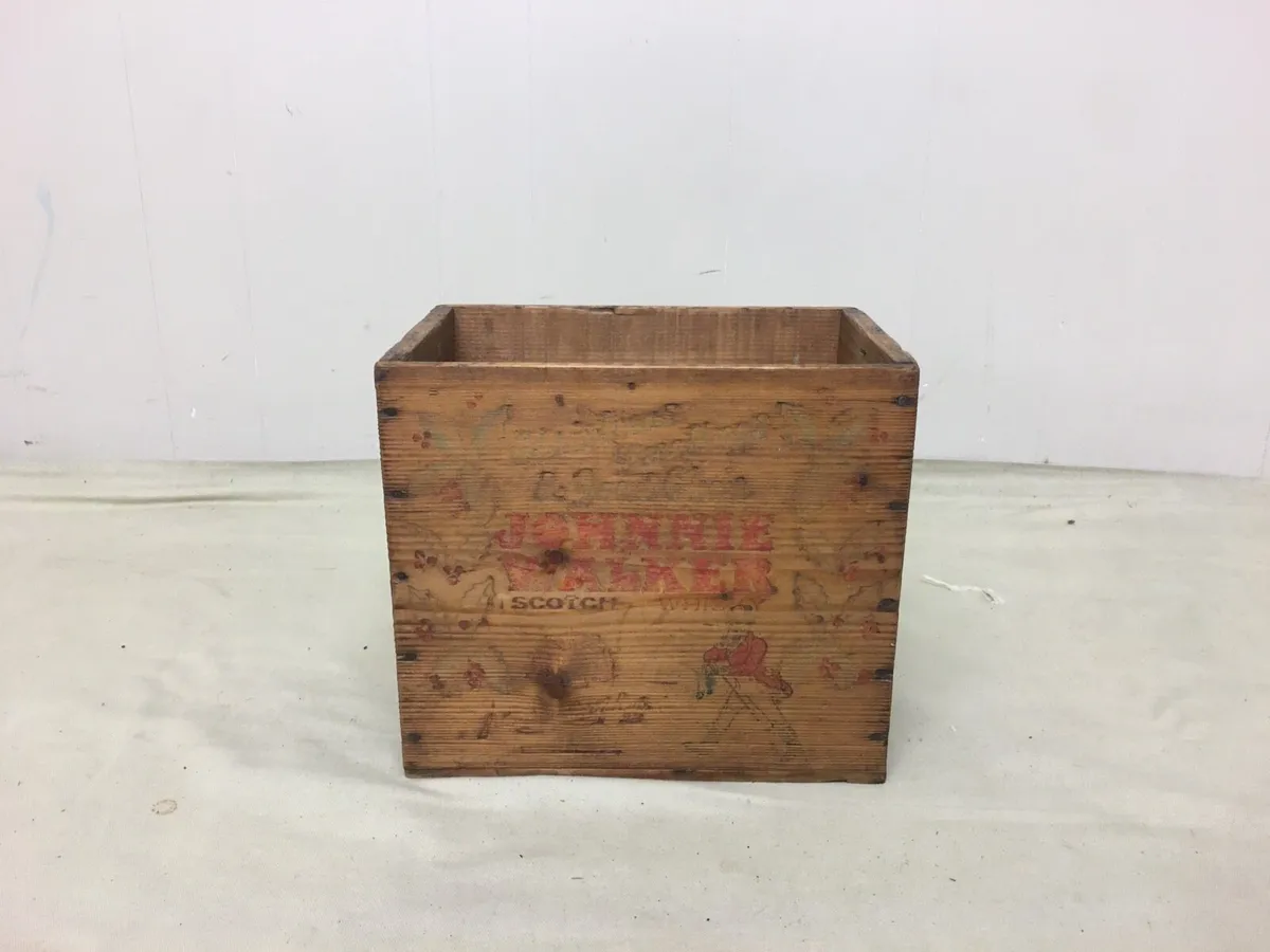 Johnny Walker Crate - Image 1