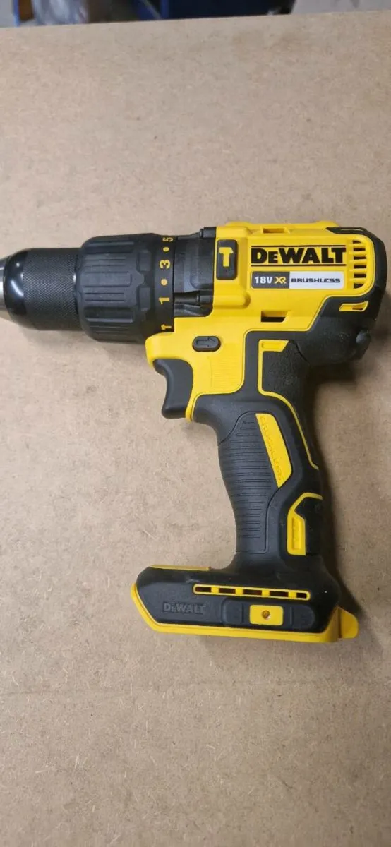 Dewalt drill - Image 1