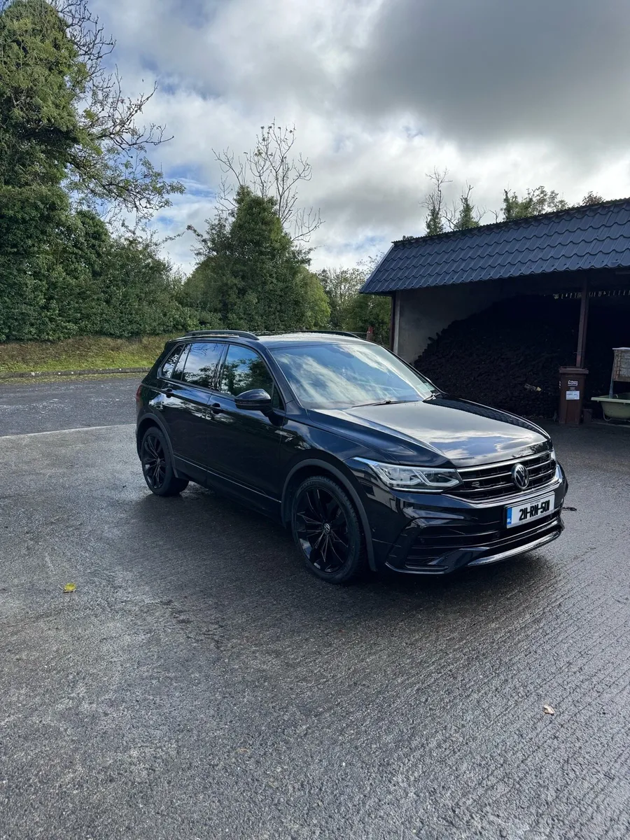 Volkswagen Tiguan R-line 2.0 TDI Manual - Image 1