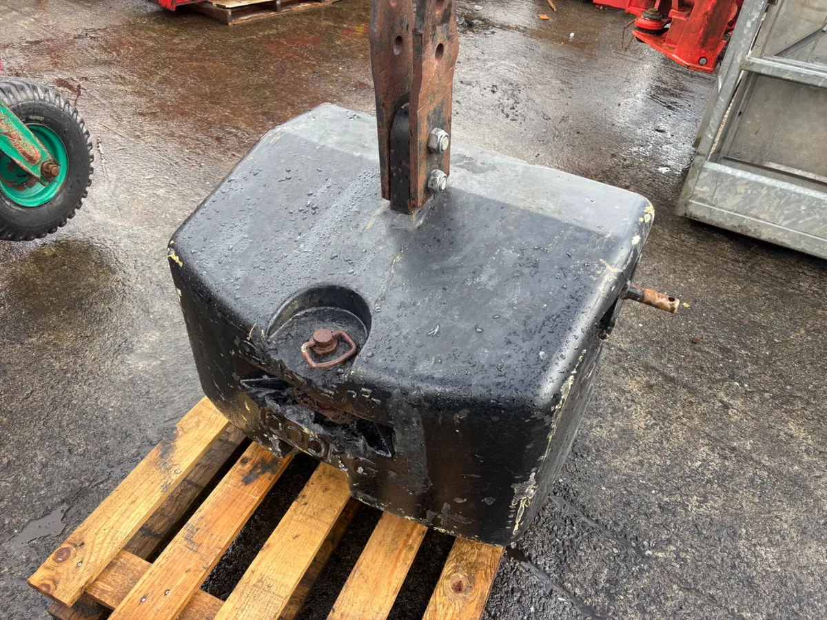 1 Ton Weight Block - Image 2