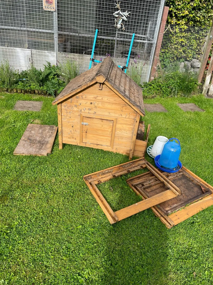 Chicken Coop - Image 1