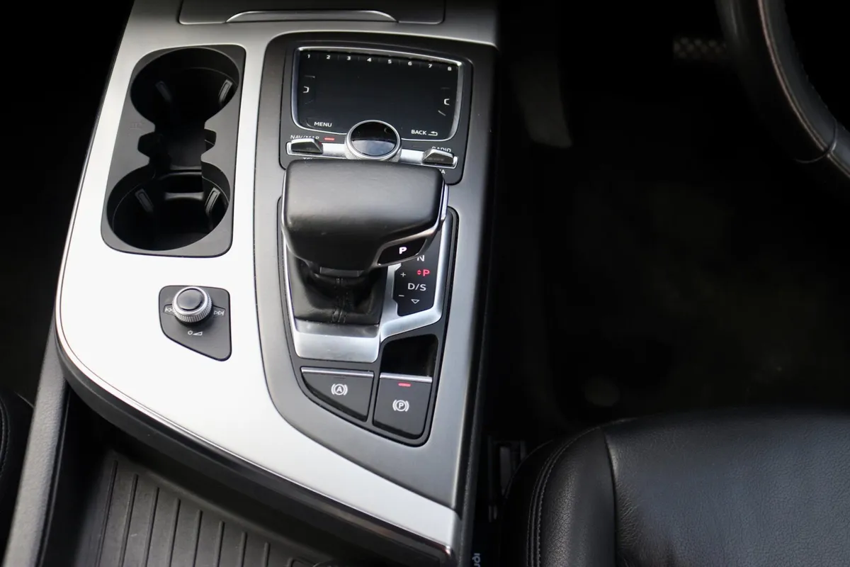 Audi Q7 3.0TDI 373 E-TRON Quattro Plug-in Hybrid - Image 3