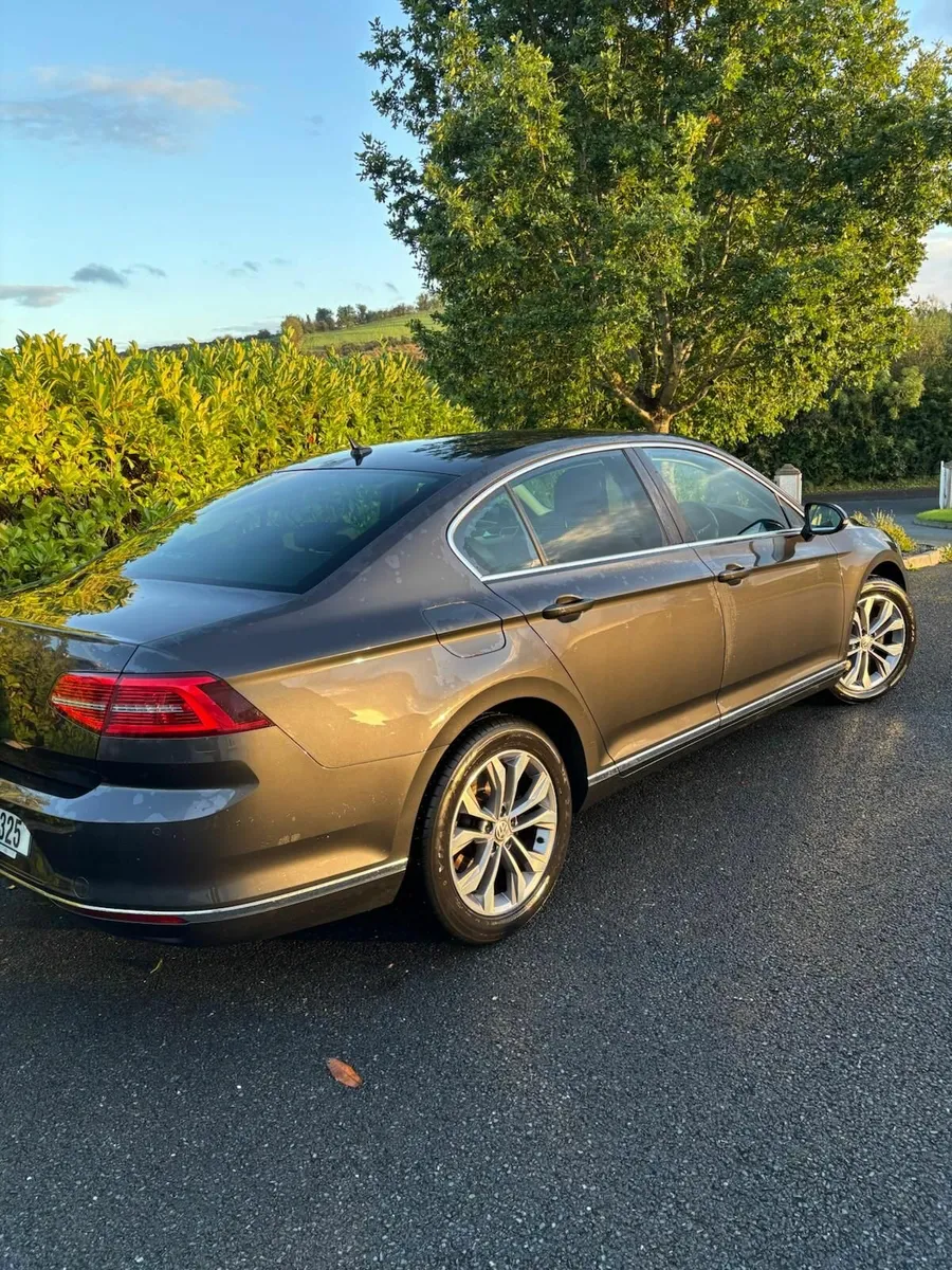 Volkswagen Passat 2018 High Line - Image 3