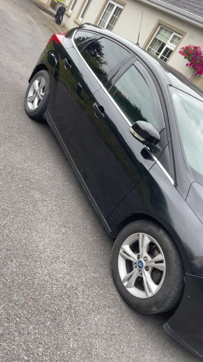 Ford focus - Image 2