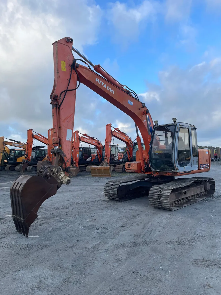Hitachi EX135 no vat - Image 1