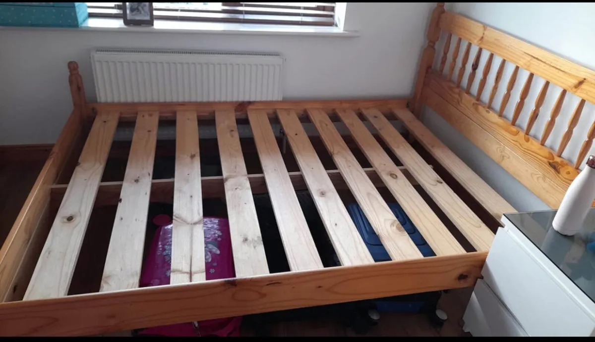 Beautiful 4 Ft 6” Solid Pine Wooden Double Bed - Image 1