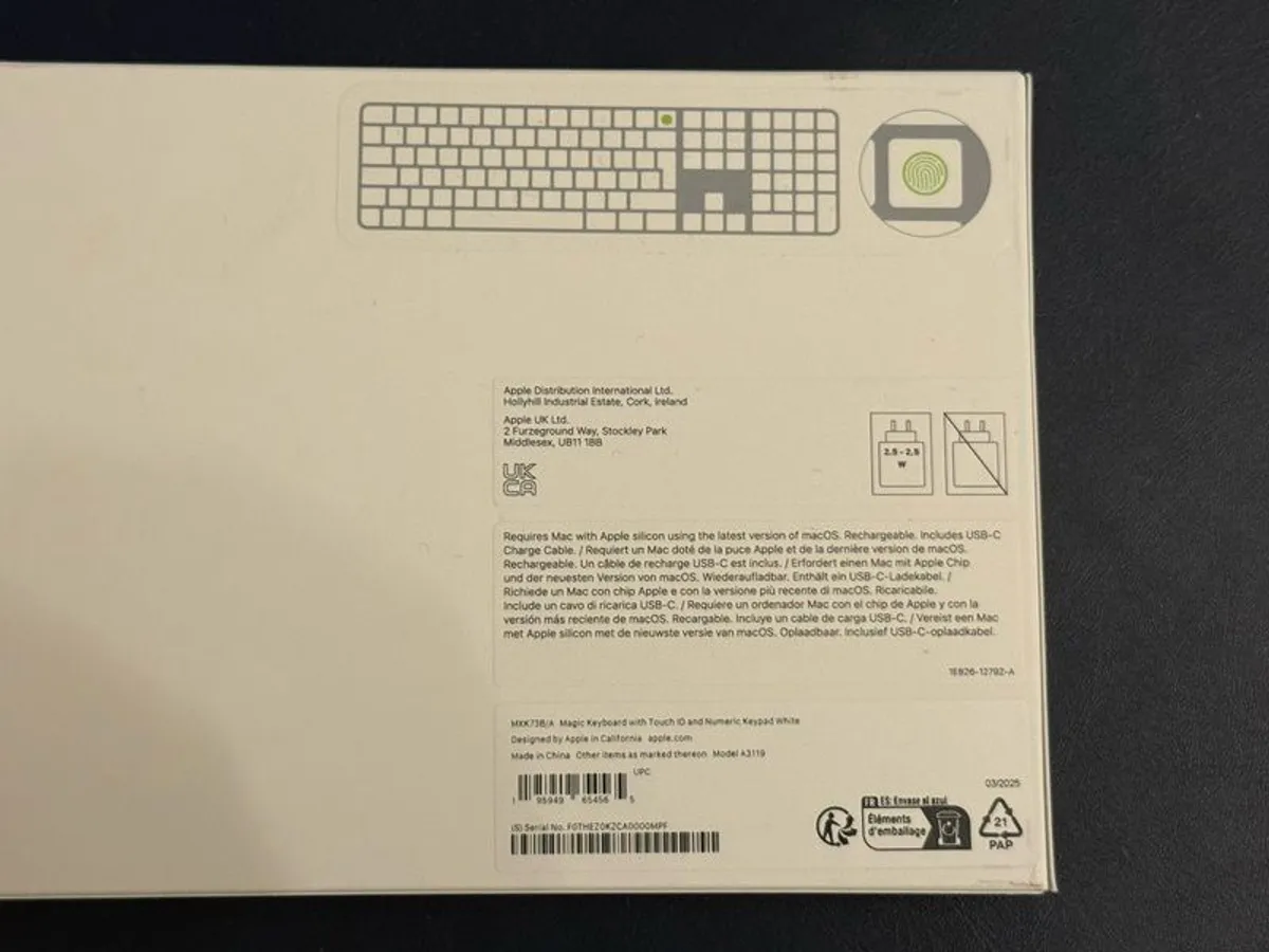 (New) Apple Magic Keyboard with Touch ID and Numeric Keypad (USB-C) - Image 3