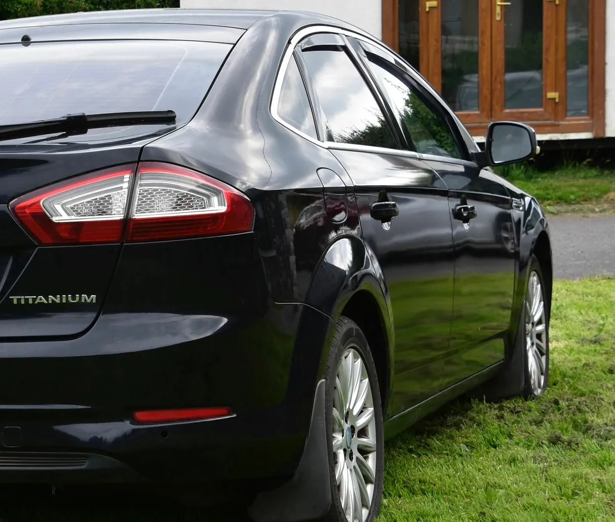 Ford Mondeo 2011 - Image 4
