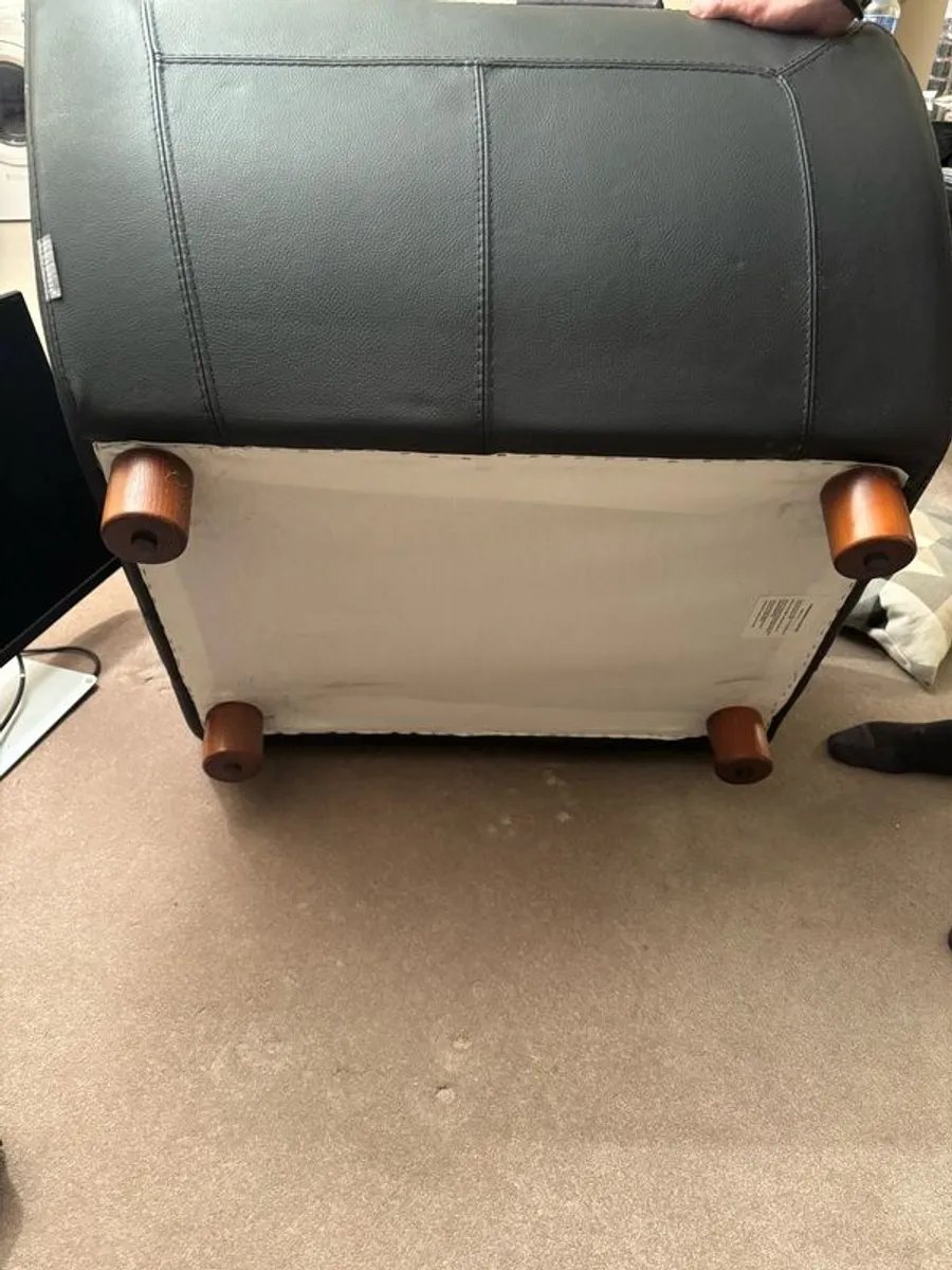 Armchair - Image 2