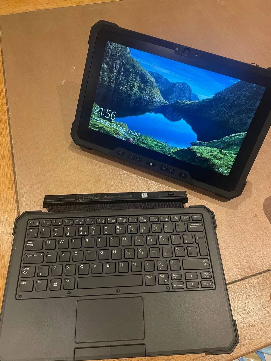 Dell latitude 7212 Rugged Extreme - Image 1