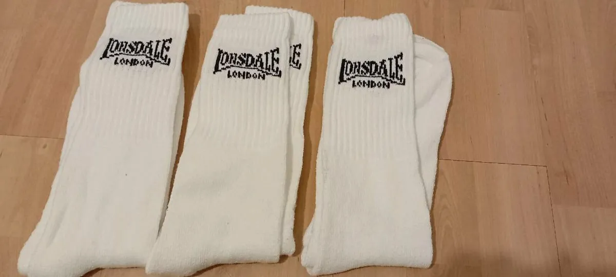 NEW Lonsdale London Socks
