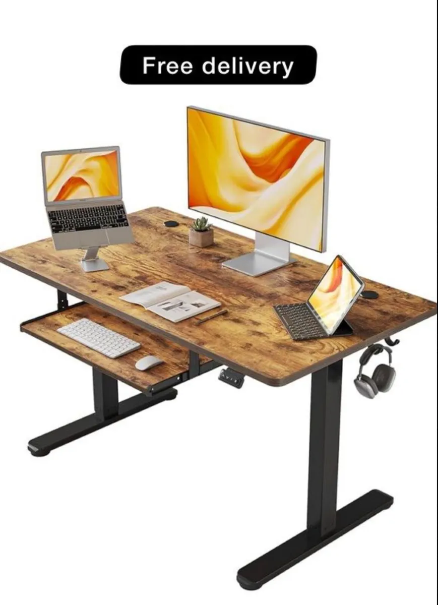 Height Adjustable Electric Standing Desk with Keyb