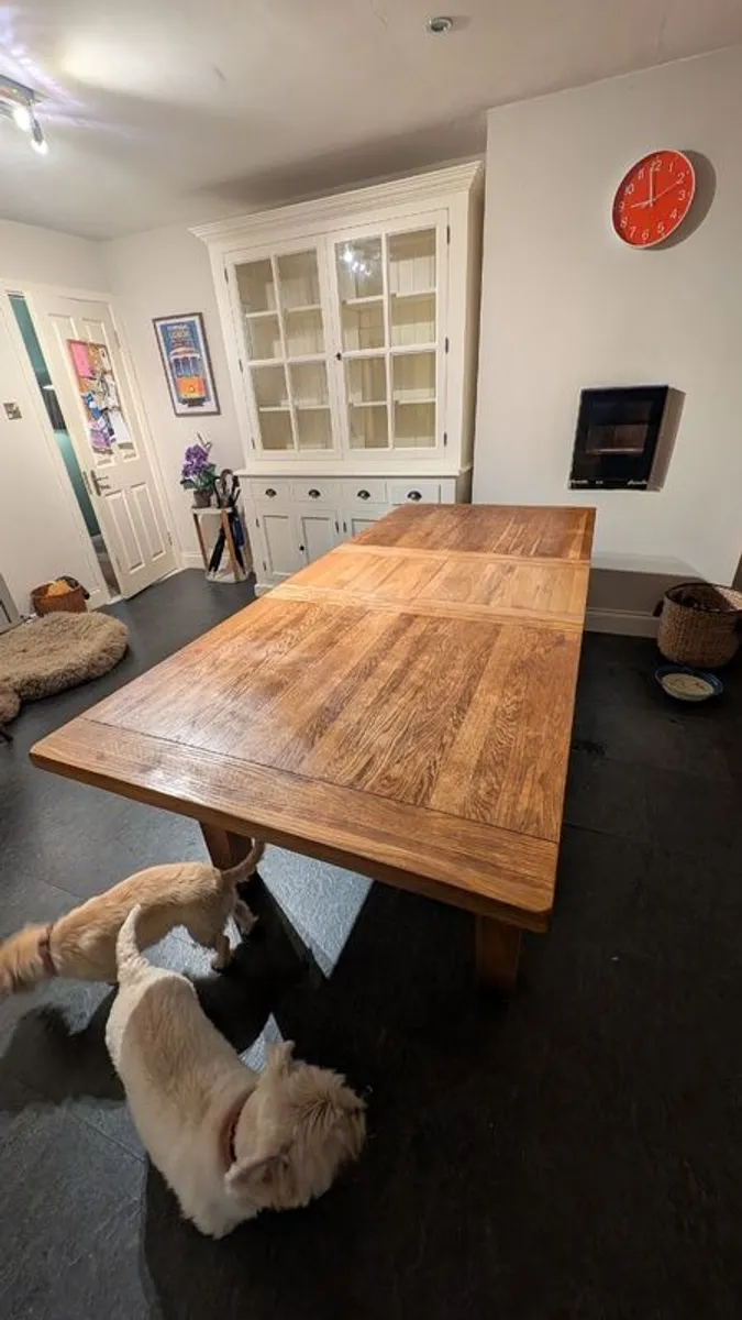 Extendable Oak Strawbridge Table - Image 3