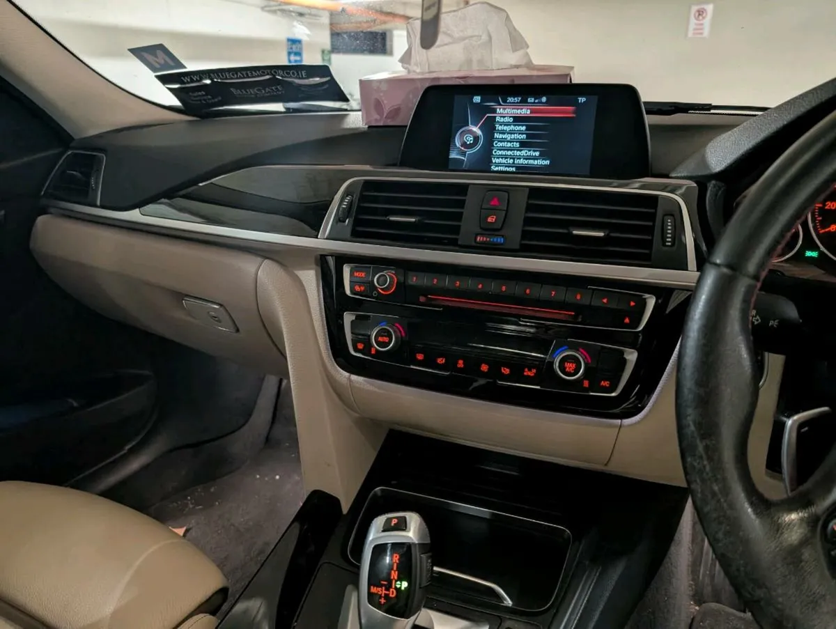 BMW 330e 2017 - NCT May 2027 - Image 3