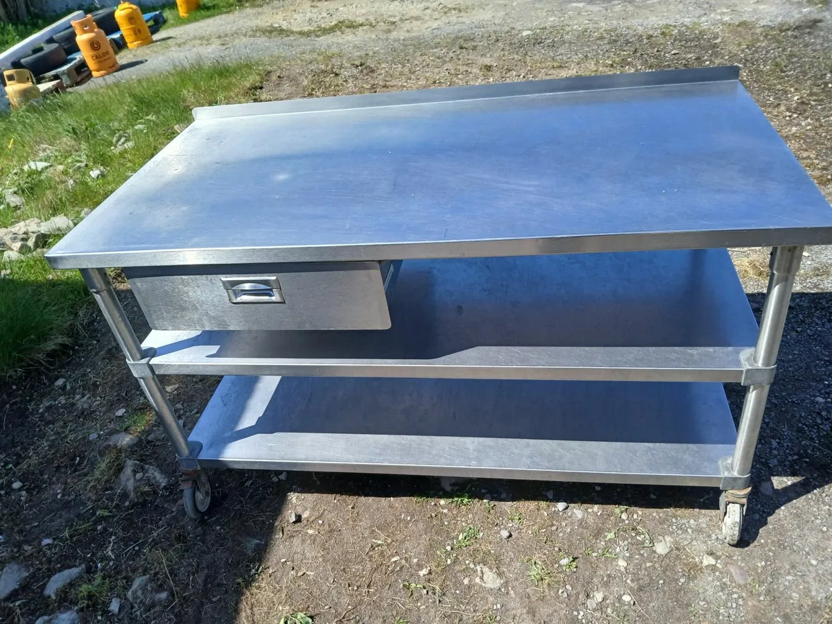 Staneless steel cabbinet table/on wheels - Image 2