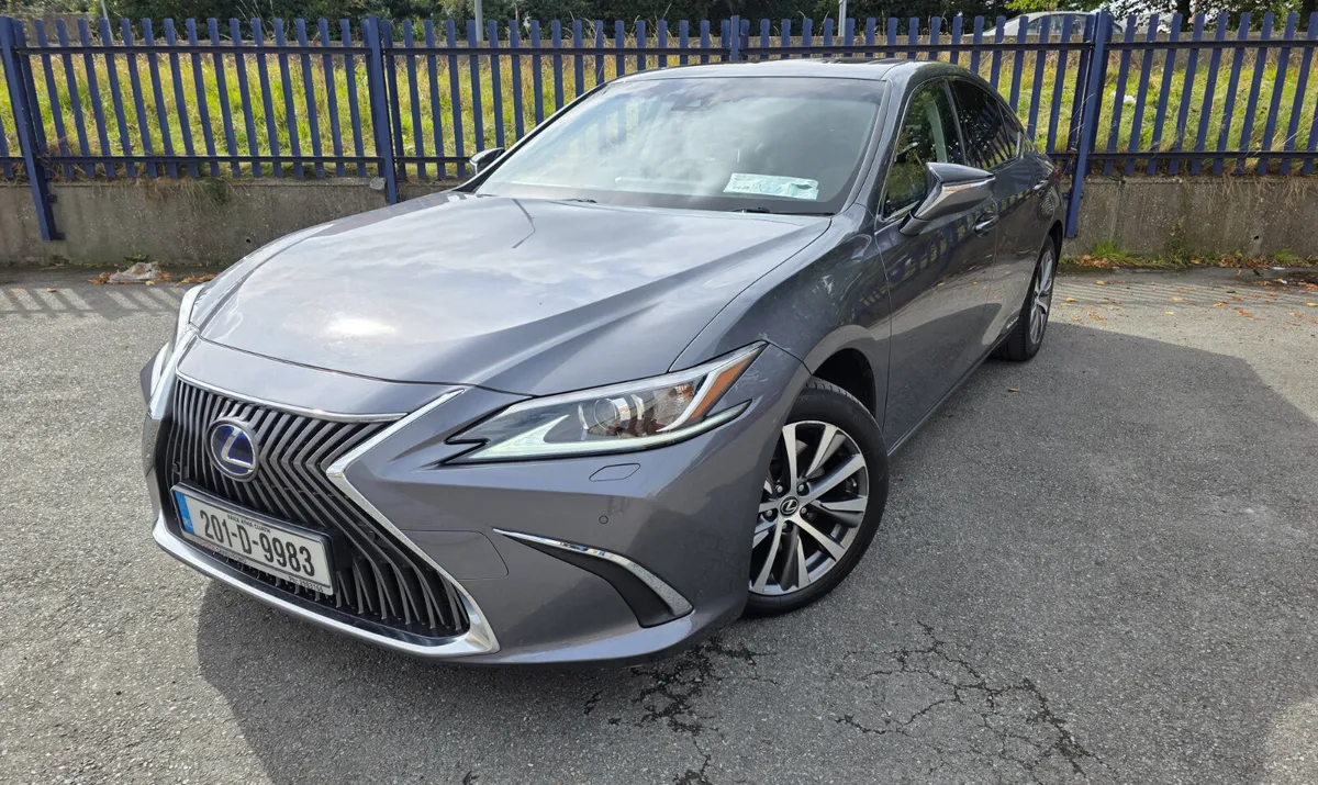 Lexus ES 2020 - Image 1