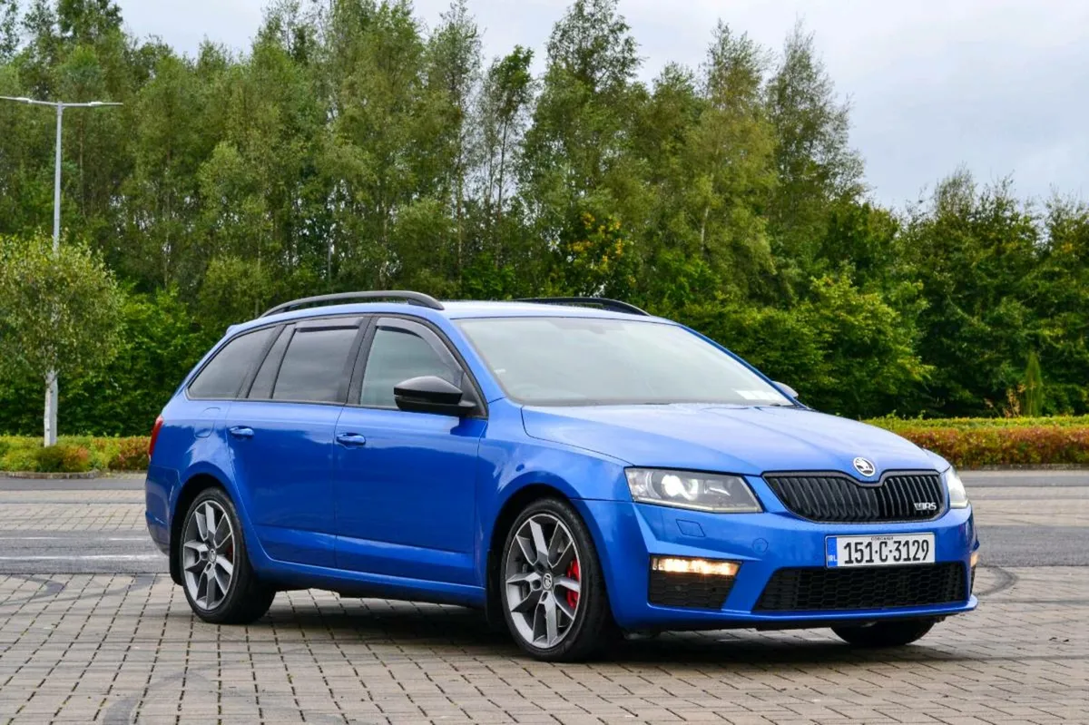 Škoda Octavia vRS Estate Blackline Edition - Image 2