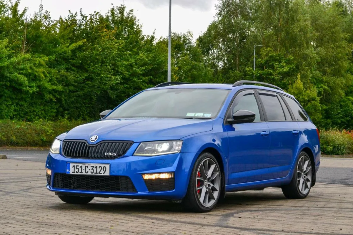 Škoda Octavia vRS Estate Blackline Edition - Image 3