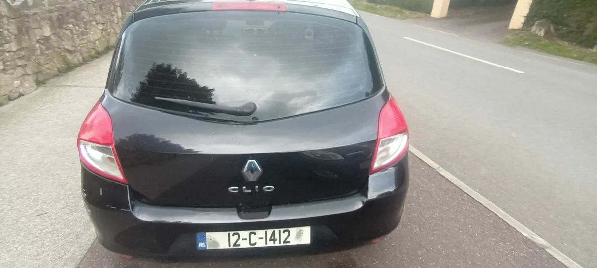 Renault Clio 2012 - Image 2