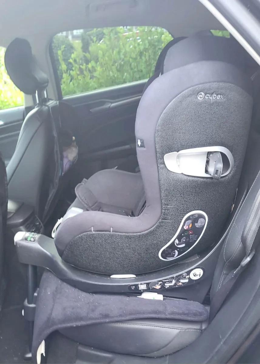 Cybex Sirona Z I-size Car Seat - Image 3