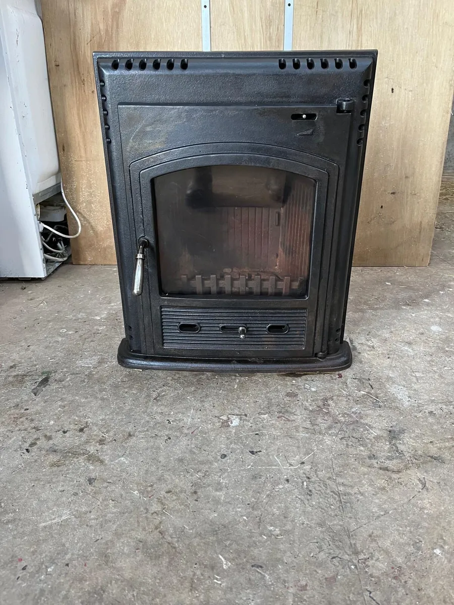 Stove - Image 1