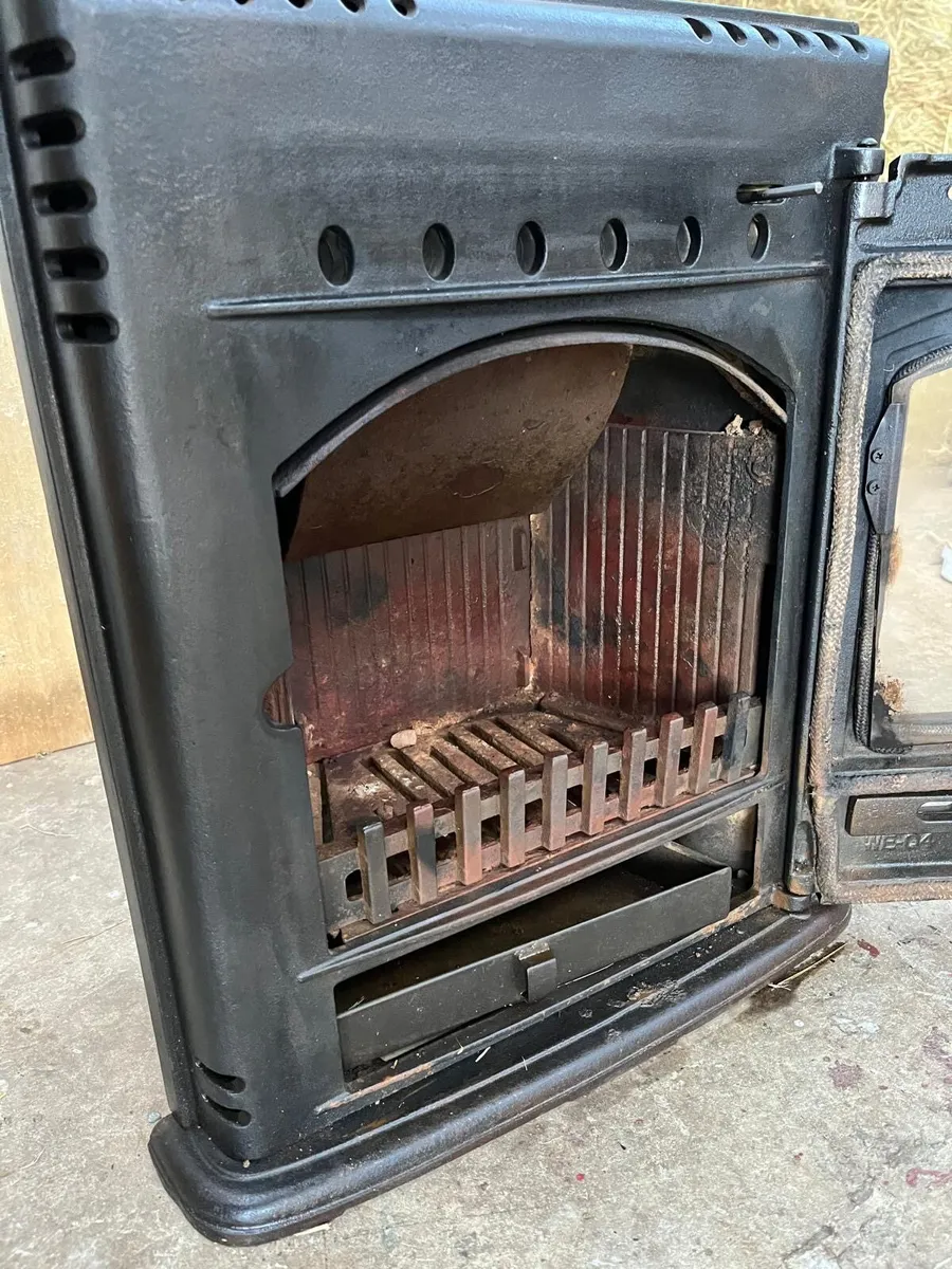 Stove - Image 4