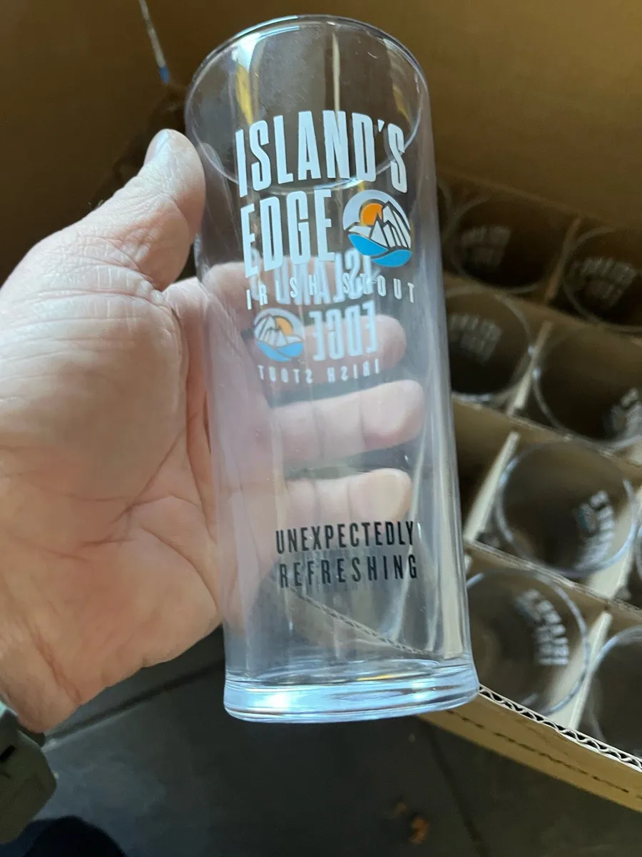 24 new unused Islands edge pint glasses - Image 1