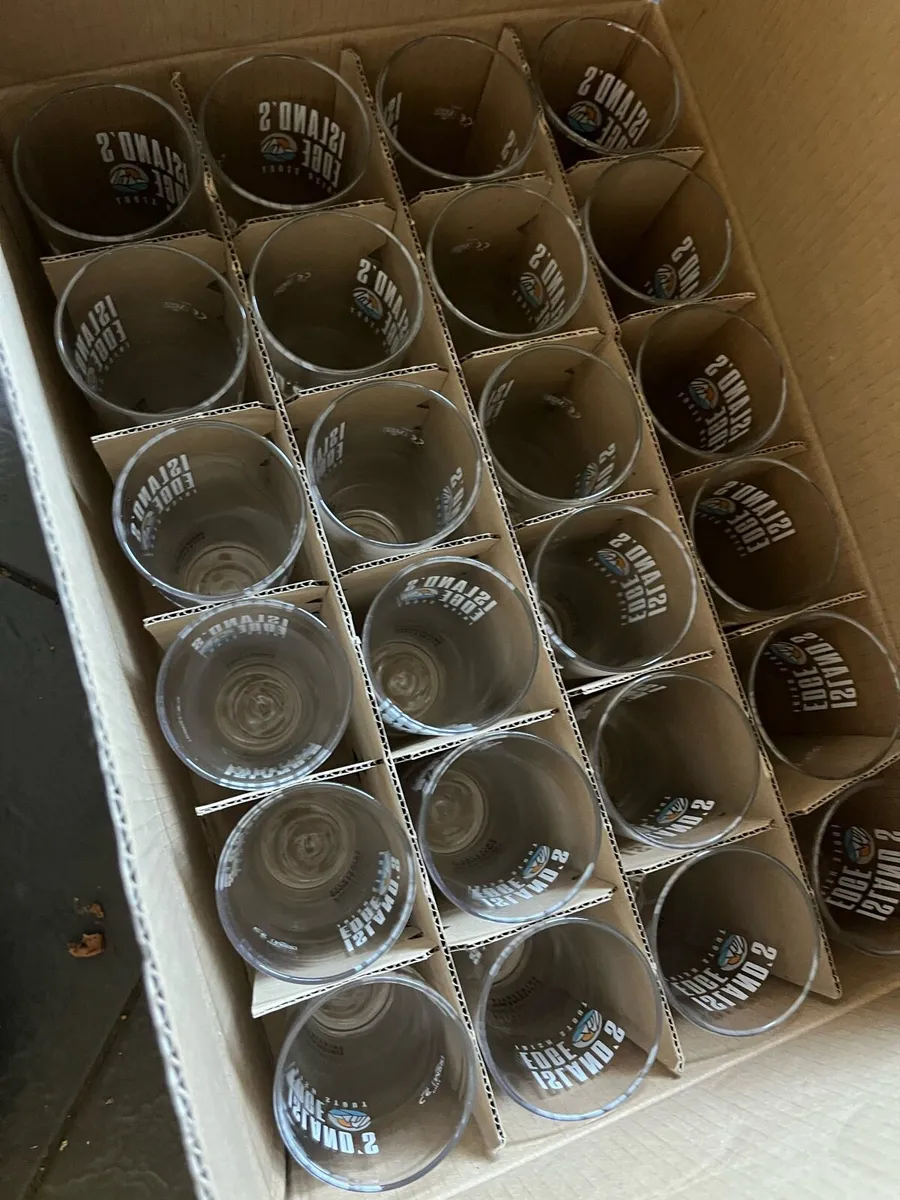 24 new unused Islands edge pint glasses - Image 2