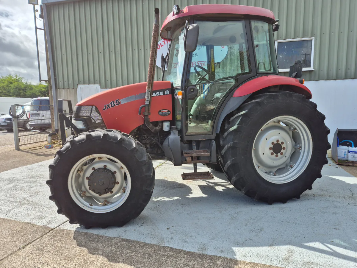 CASE JX 85 TRACTOR - Image 1