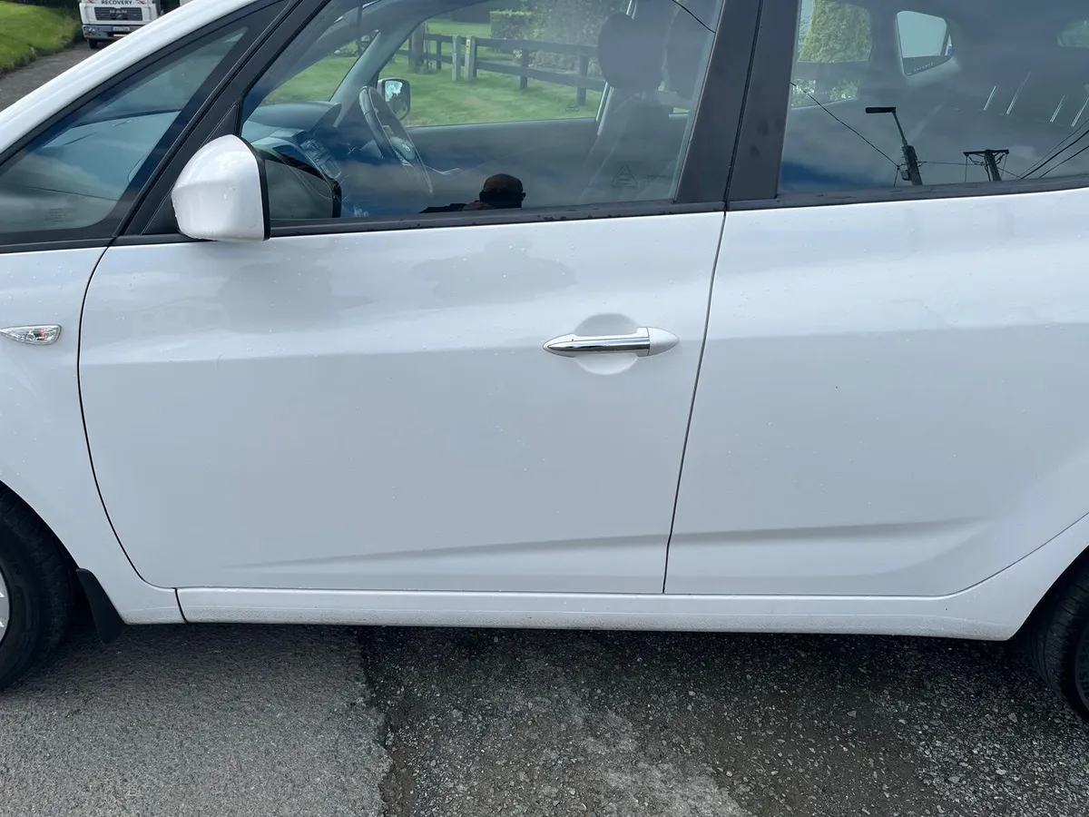 Hyundai ix20 2013 - Image 4