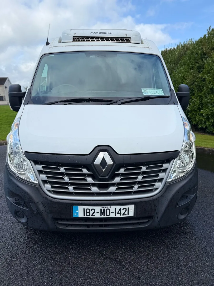 Renault Master MWB 182 Fridge - Image 1
