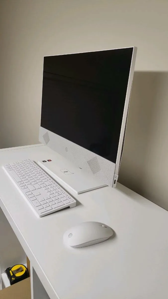 HP All in One PC - Image 3