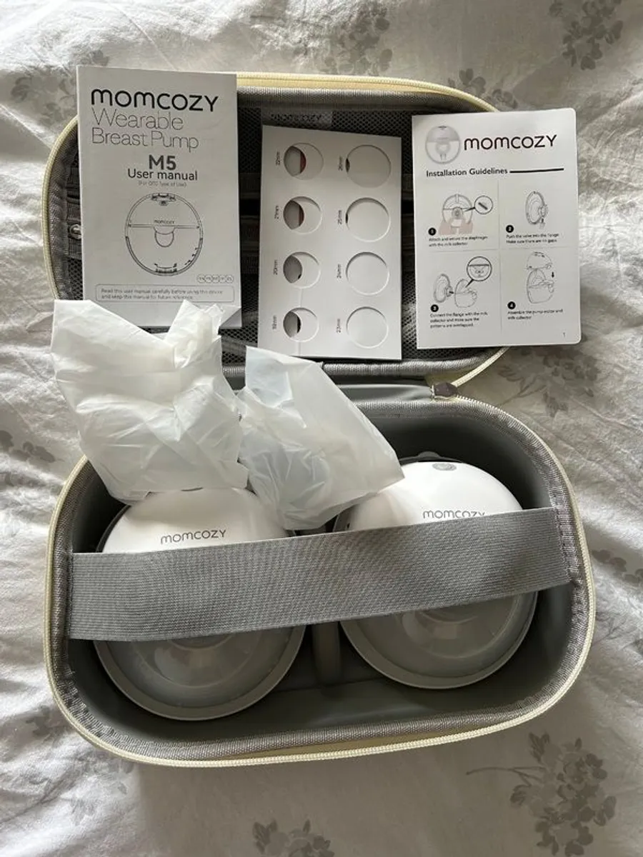 Momcozy Dual Breast Pump & Storage bags - Image 3