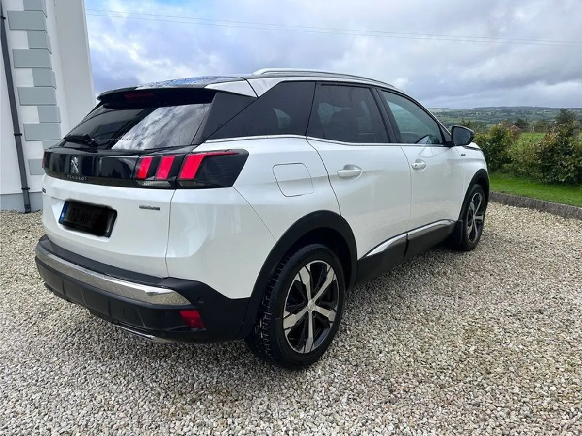 2017 Peugeot 3008 - Image 4