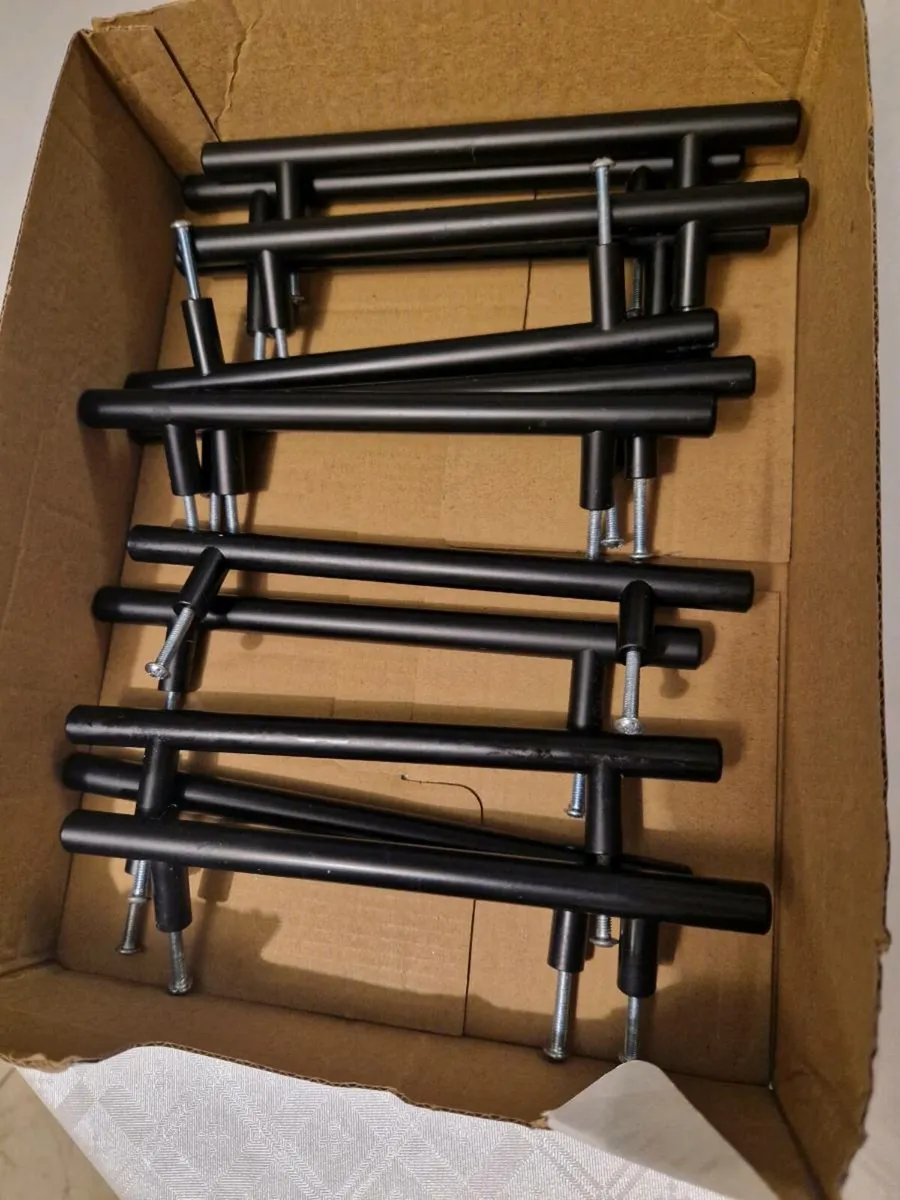 15 kitchen door handles - Image 2